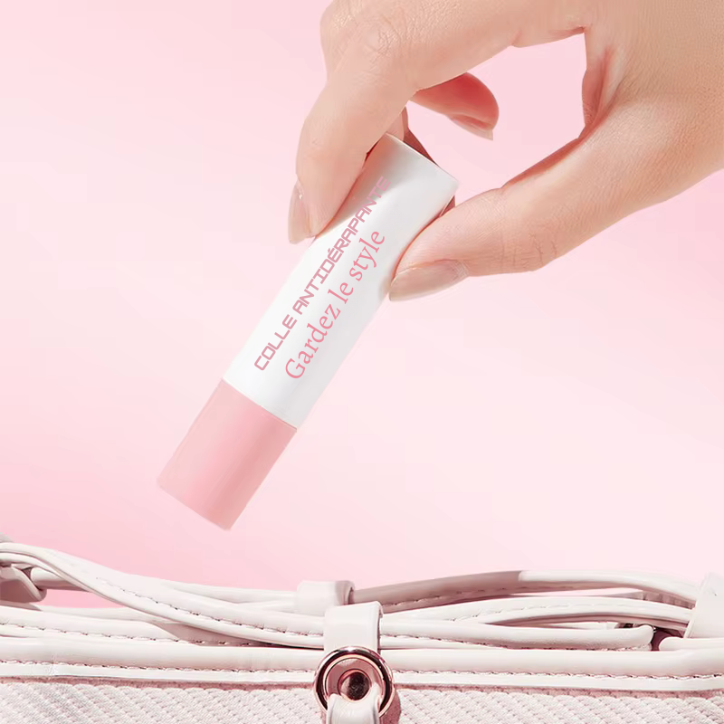 Colle Anti-Glisse Roll-On – Fixation Transparente Peau & Vêtements (10 g)